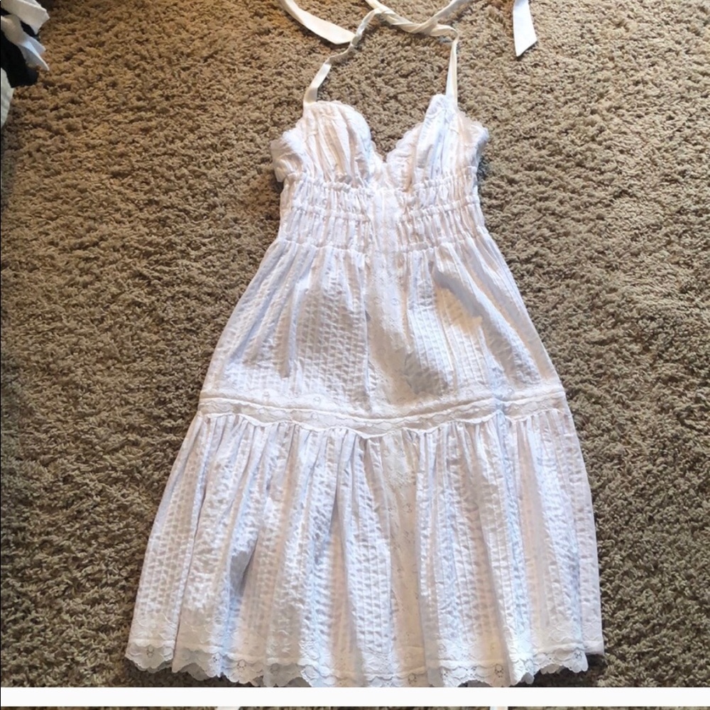 Betsy Johnson white spring dress